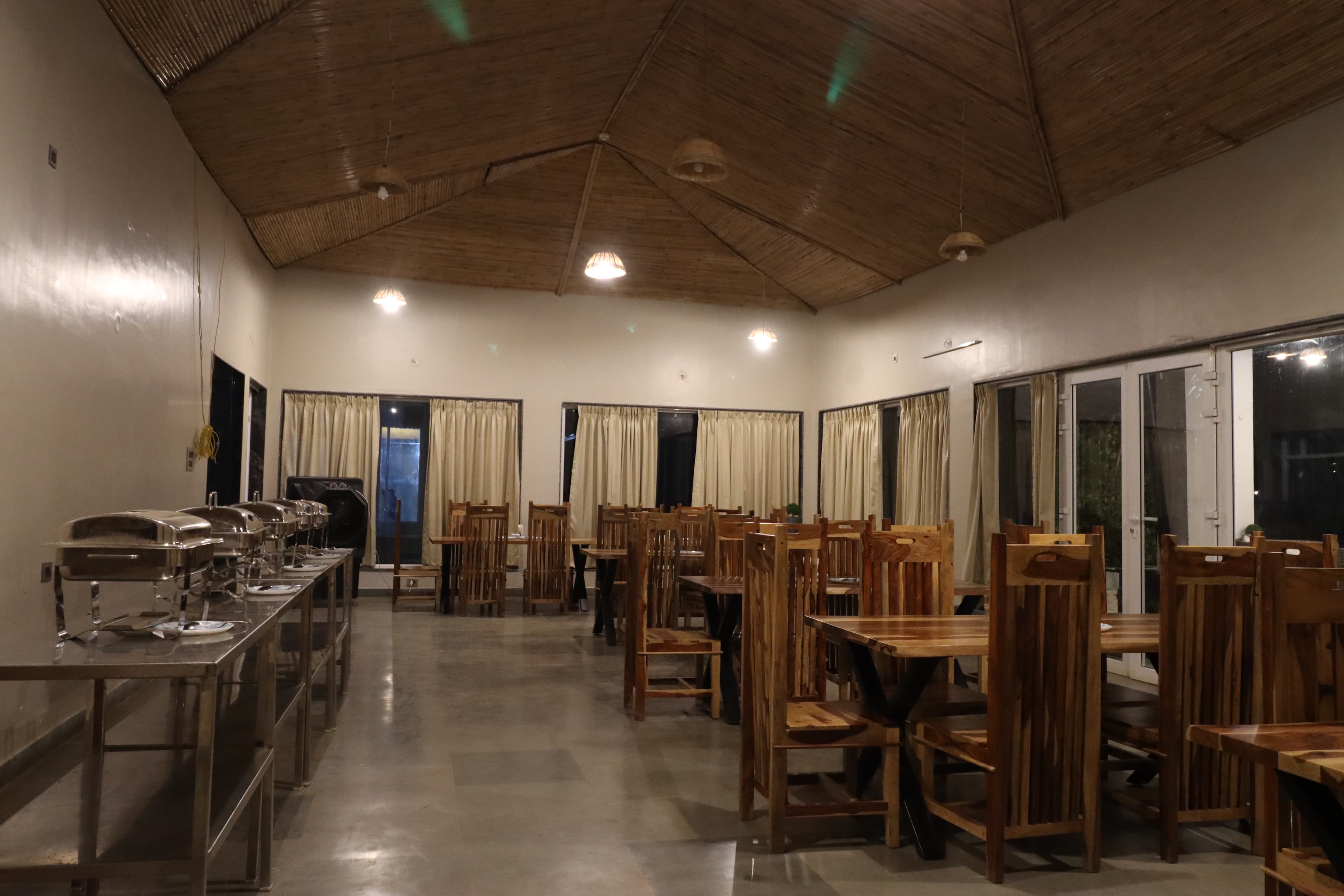 Restaurant Indoor